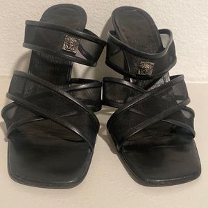 Gianni Versace kitten heels size 38